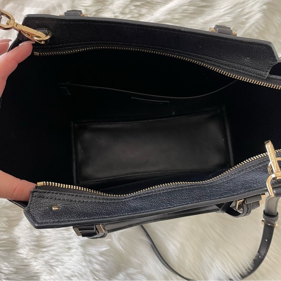 Michael Kors Hayes Tote - Picture 6 of 11